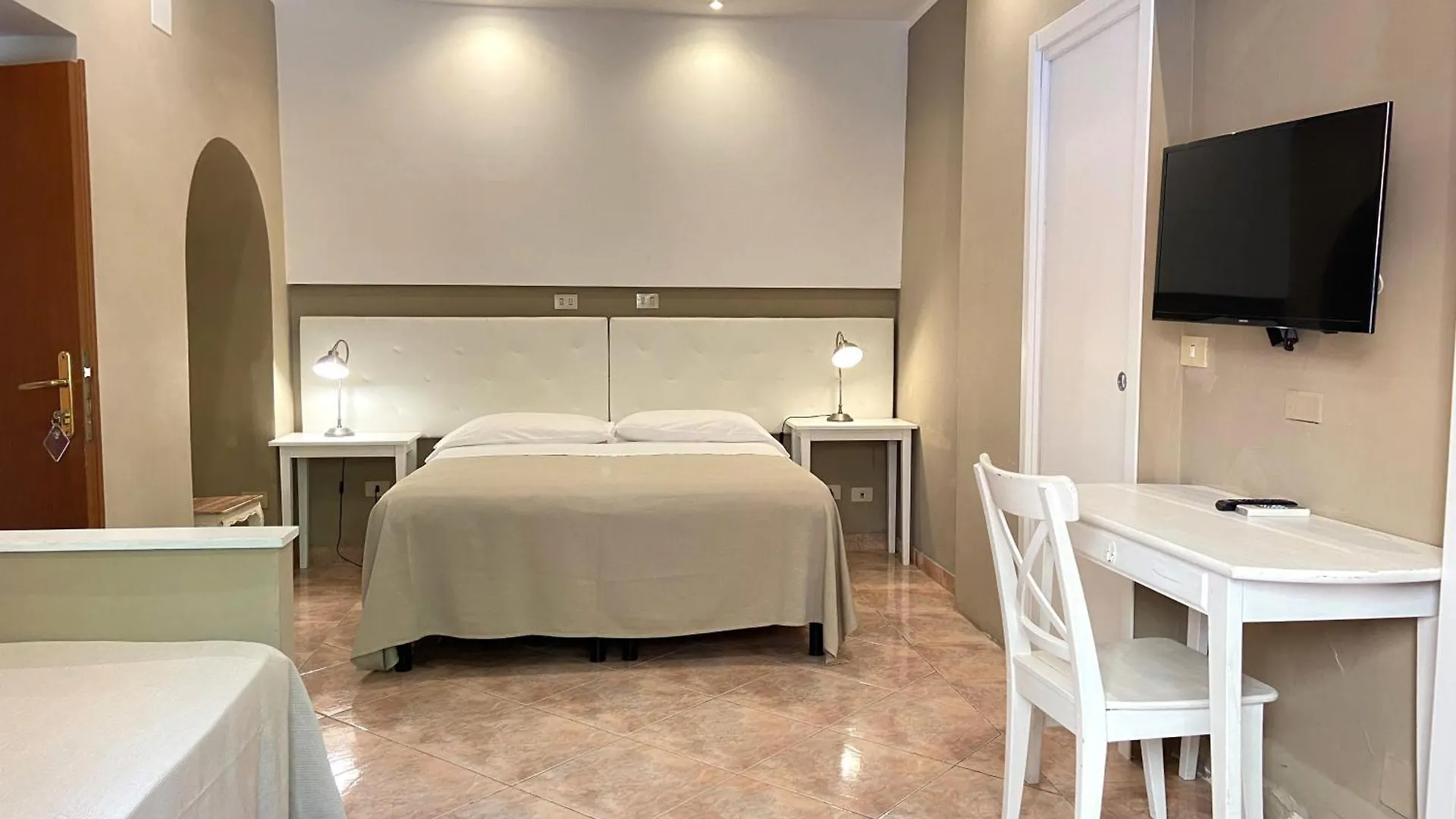 Hotel Orto Di Roma